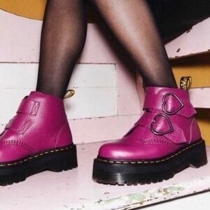 Dr. Martens Devon Heart Fuchsia Leather Platform Boots Womens 5 Punk Goth Grunge